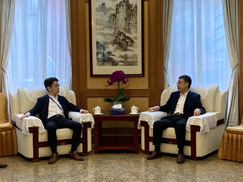 Vice President Li Jie Meets with Minister of the Embassy of Japan in China